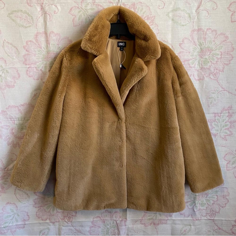 NWOT INC Faux Fur Women's Camel Jacket Coat Fall Winter M Ultrasoft Oversized S
